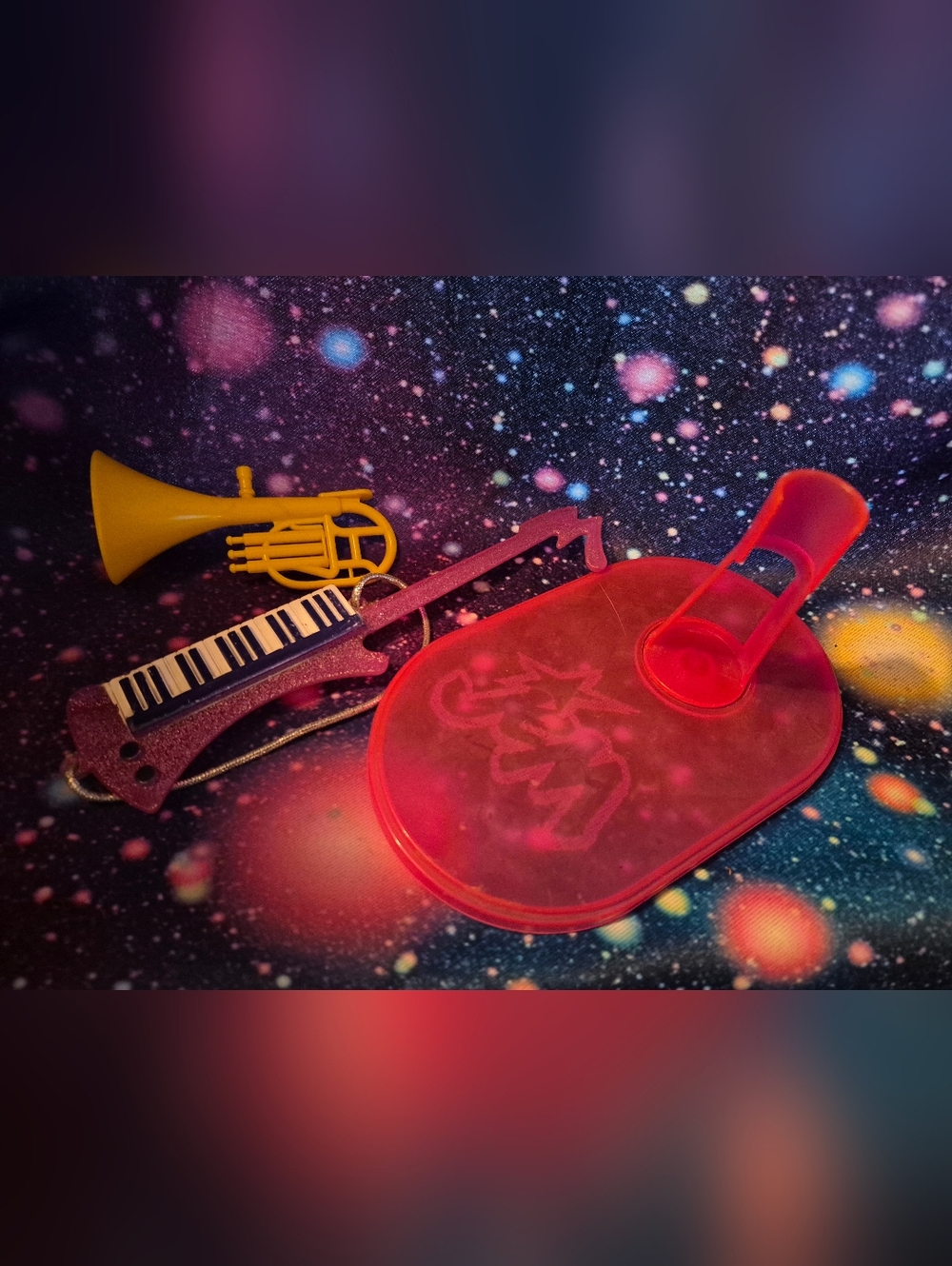 Vintage Jem & the Holograms Accessories Lot 🎸✨ – Keyboard, Trumpet & Display St
